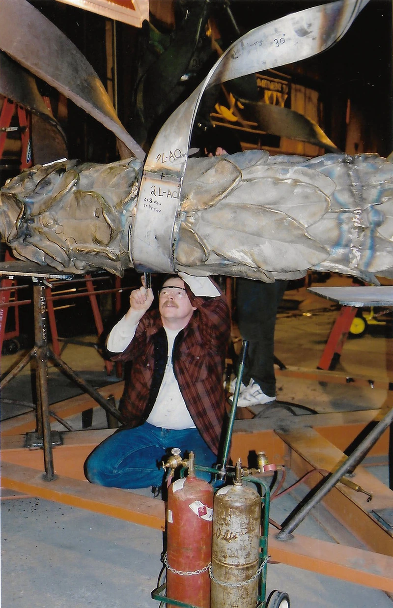 Wreath Assemble 1.jpg